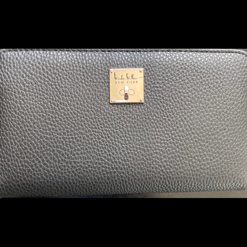 Brand New Nicole Miller Wallet